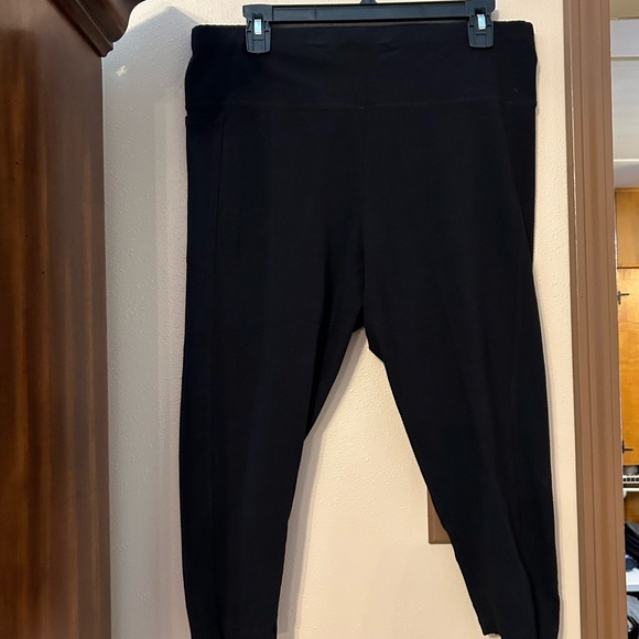 XPBX Pants - Black Capri leggings 1X